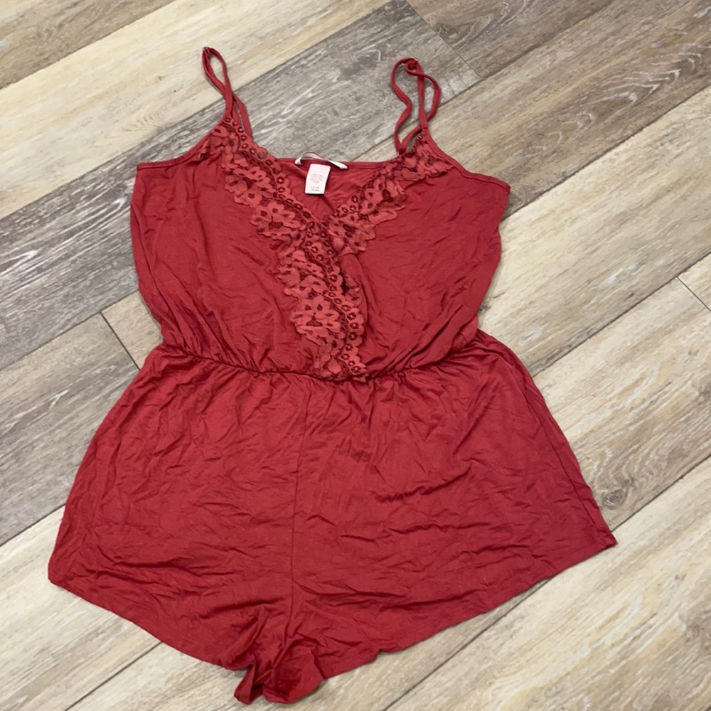NWOT VS 1 pc size S